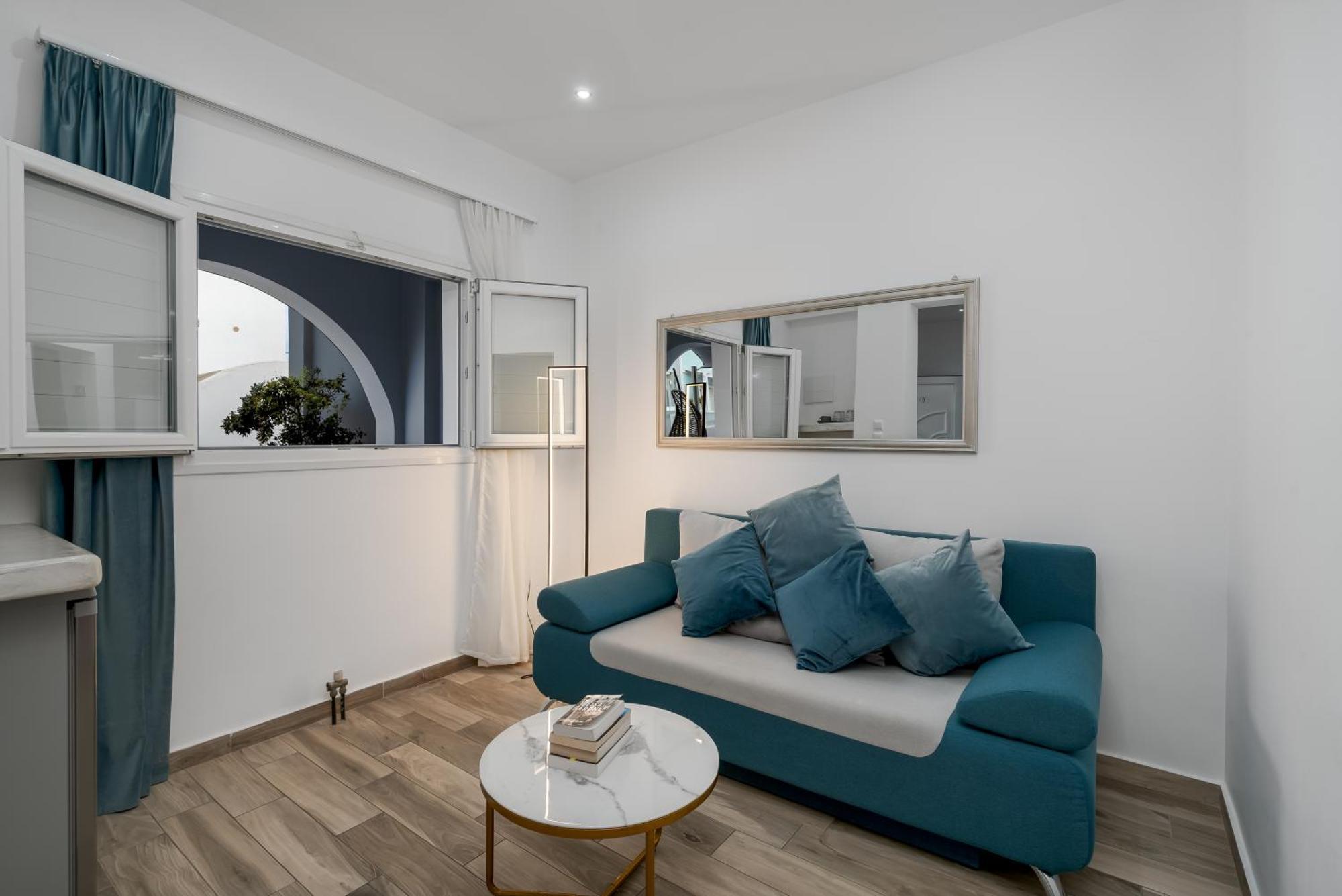 Oasis Suites Fira Екстериор снимка