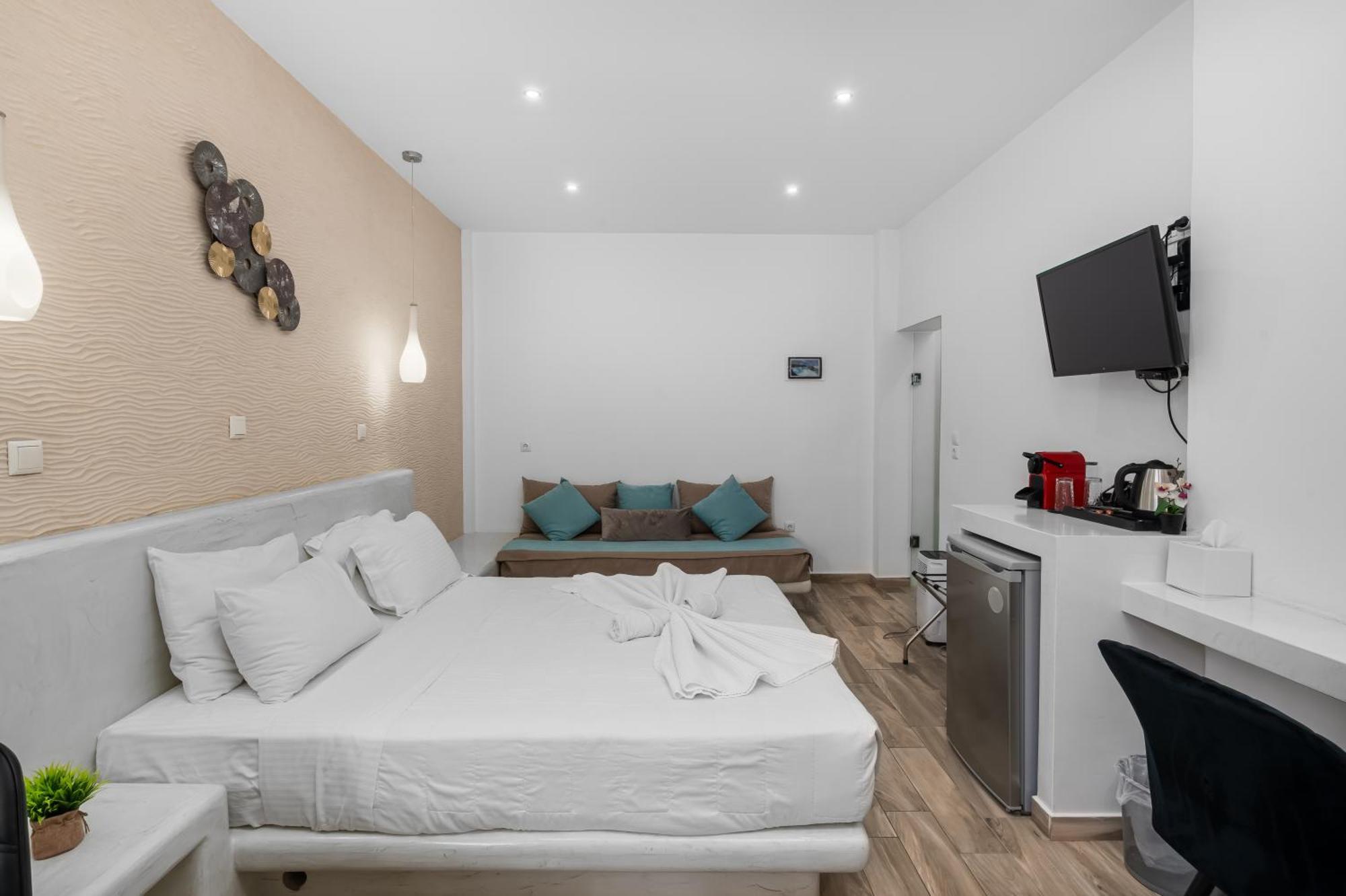 Oasis Suites Fira Екстериор снимка