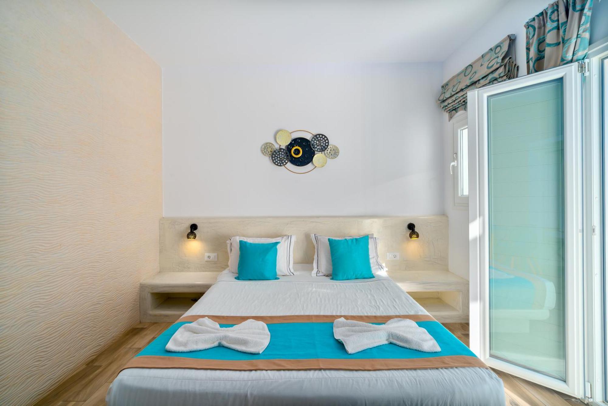 Oasis Suites Fira Екстериор снимка