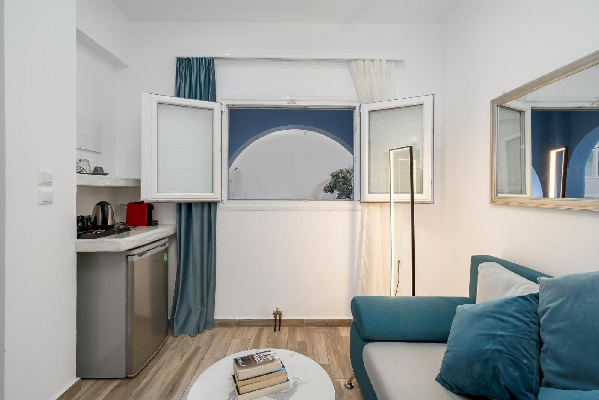 Oasis Suites Fira Екстериор снимка